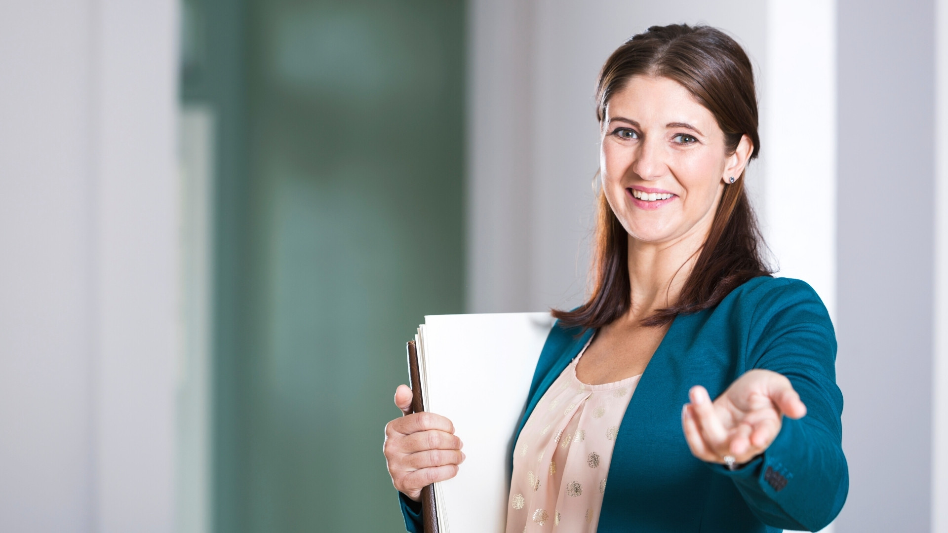 57 Questions To Ask A Talent Agent